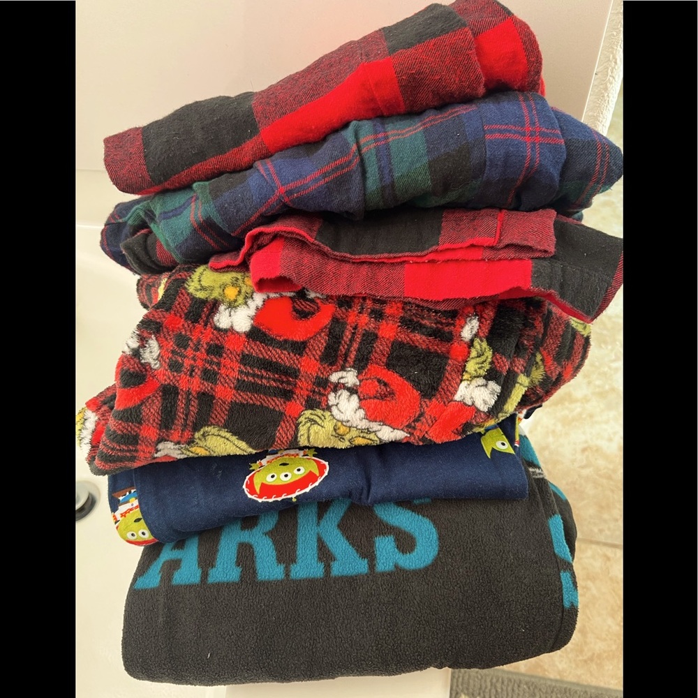 LOT of 6 pairs of pajama bottoms